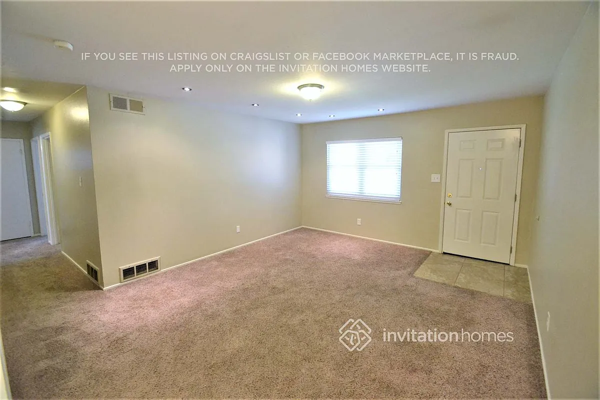 Building Photo - 3937 Fargo Way