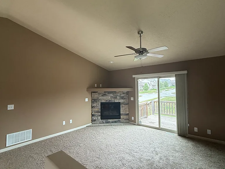 14555 Gilder Ave — Photo 10