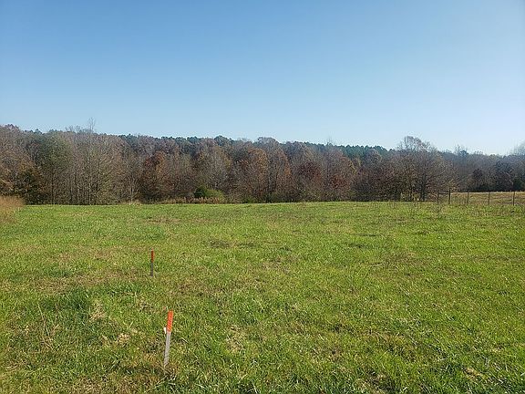 5th image of 408 Grogan Rd