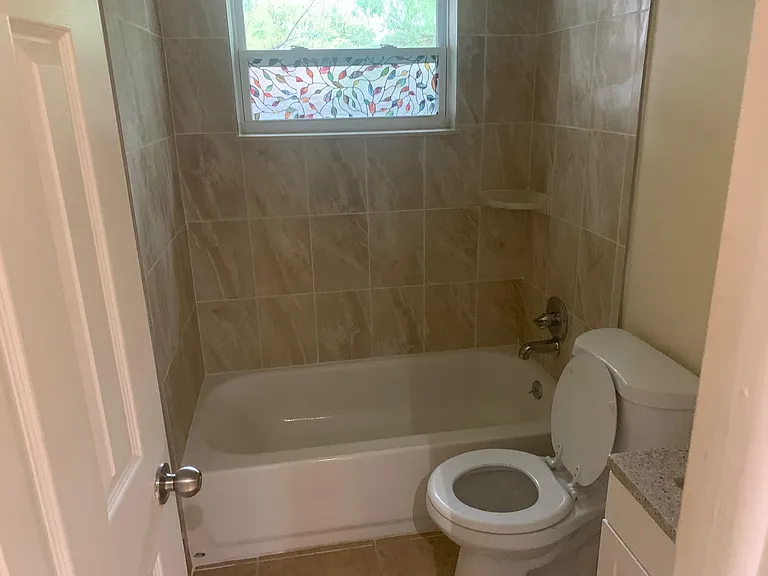 10038 Brandywine Ln — Photo 10
