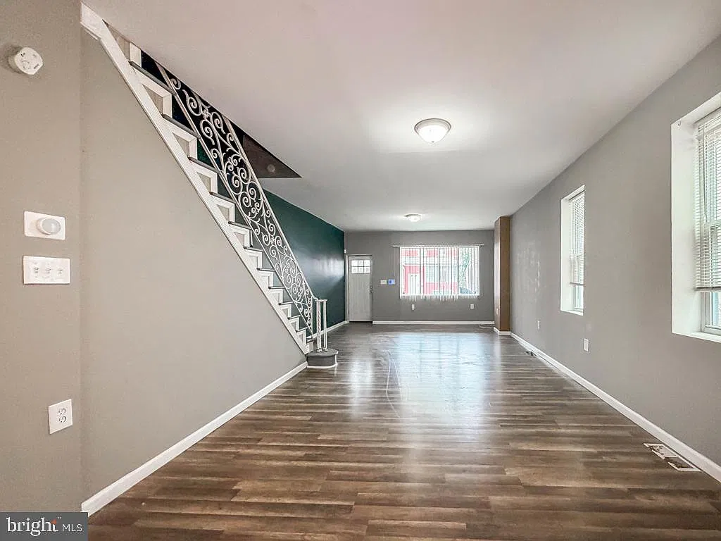 2 bed, 1.5 bath, 1473 sqft, $1,850 — Photo 2