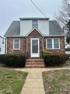 101 N Waldinger Street, Valley Stream, NY, 11580