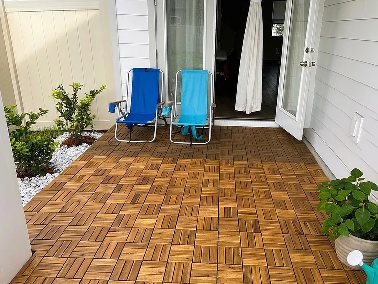Patio Back / Movable Wooden Flooring
