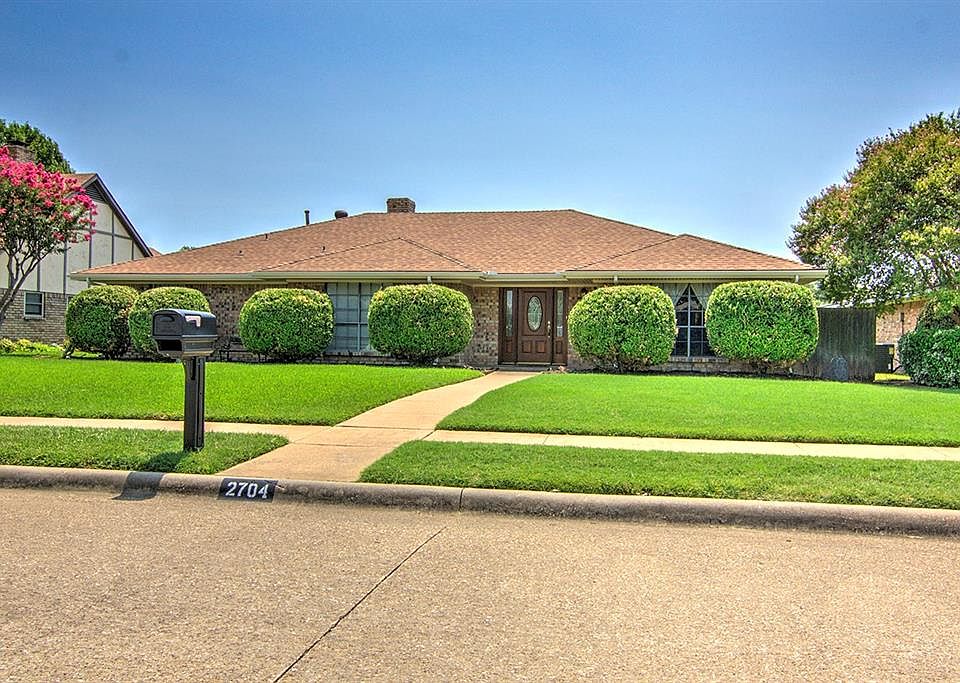 1st image of 2704 Glen Forest Ln