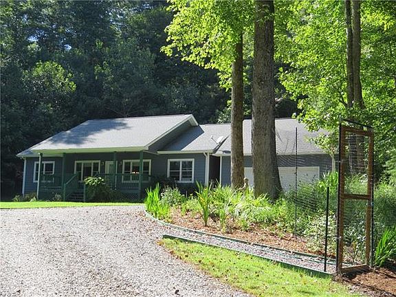 3rd image of 119 Ashwood Dr
