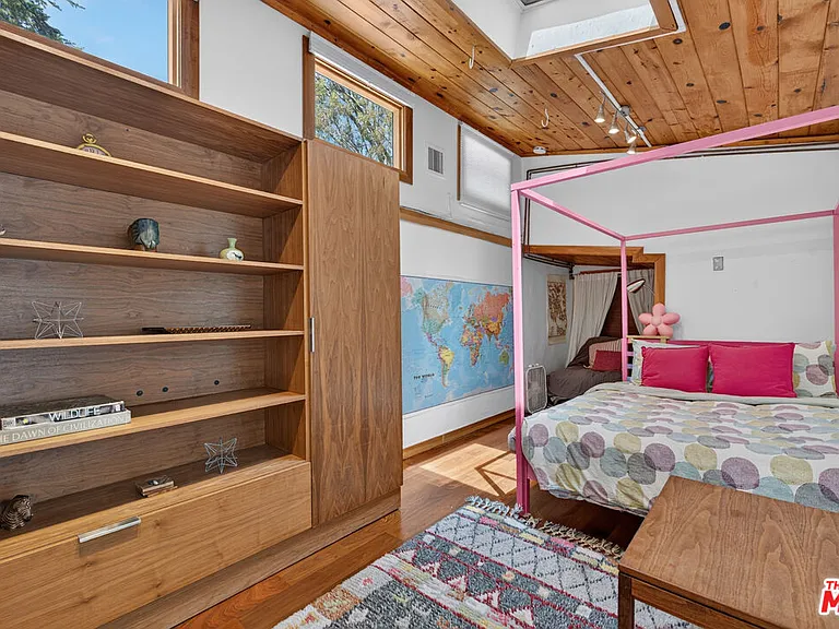 1738 Topanga Skyline Dr — Photo 42