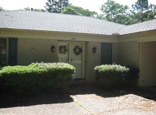 3 Jamestown Ct, Little Rock, AR 72211