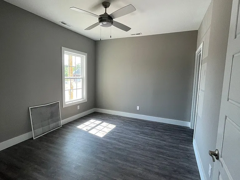 271 Spring Creek Ave — Photo 8