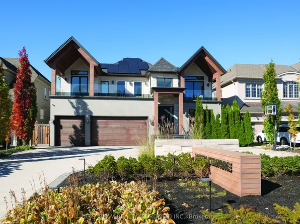 3425 Lakeshore Rd W, Oakville, ON L6L 0A3