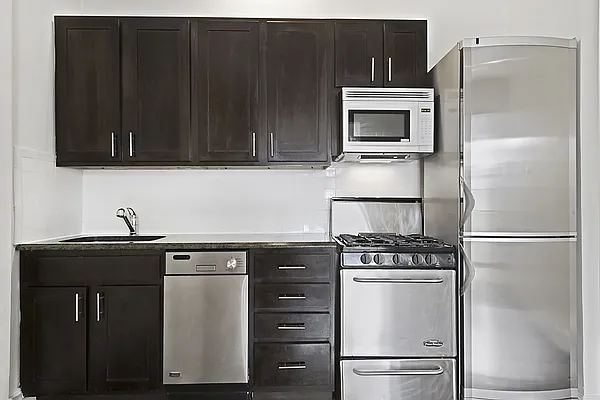 Rented by Cooper & Cooper Real Estate | media 12