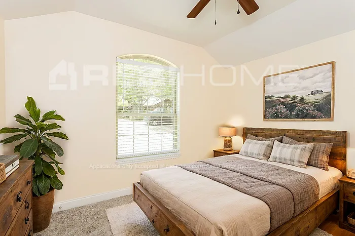 5109 Crowley St — Photo 10