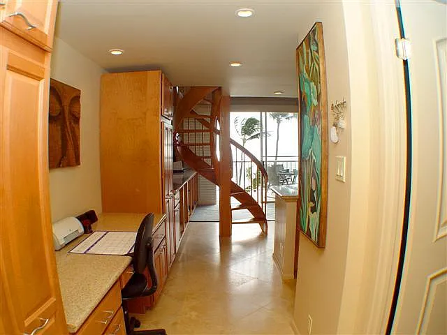 70 Hauoli St #411 — Photo 3