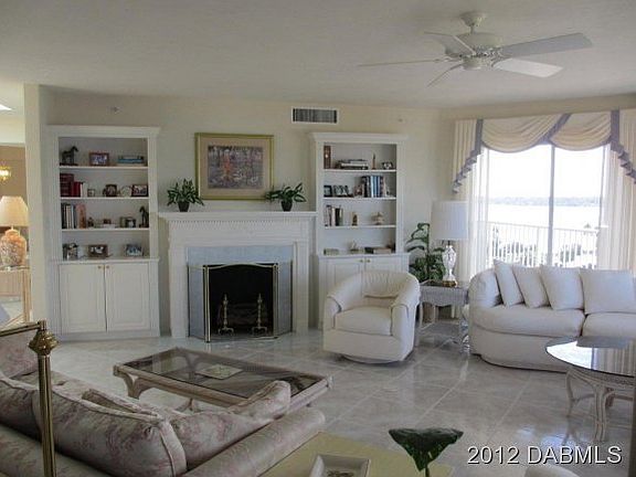 3rd image of 1 John Anderson Dr #Penthouse 5