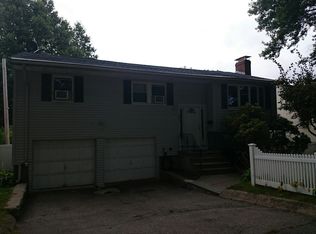 806 Vfw Pkwy, West Roxbury, MA 02132