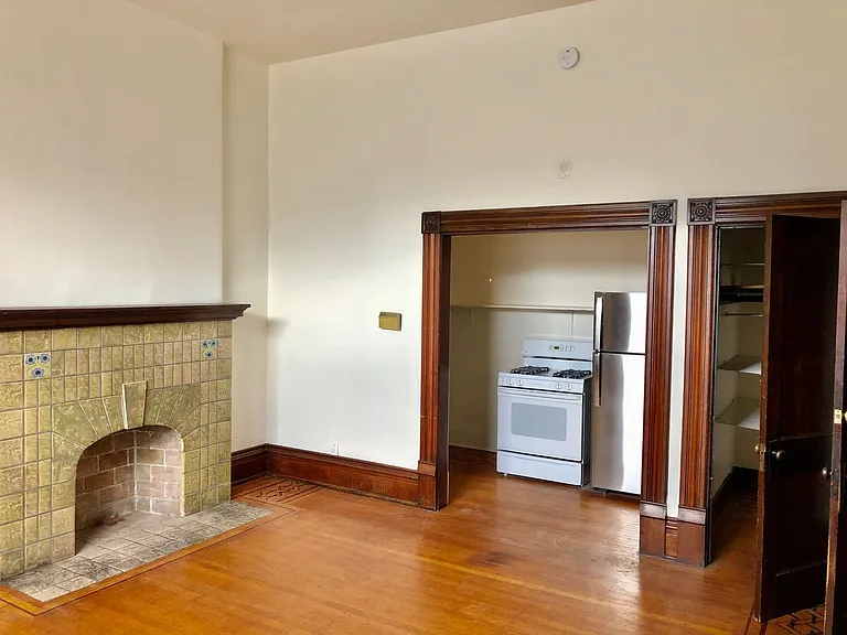 1382 S. First St — Photo 10