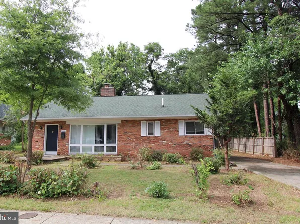 11000 Park Rd, Fairfax, VA 22030