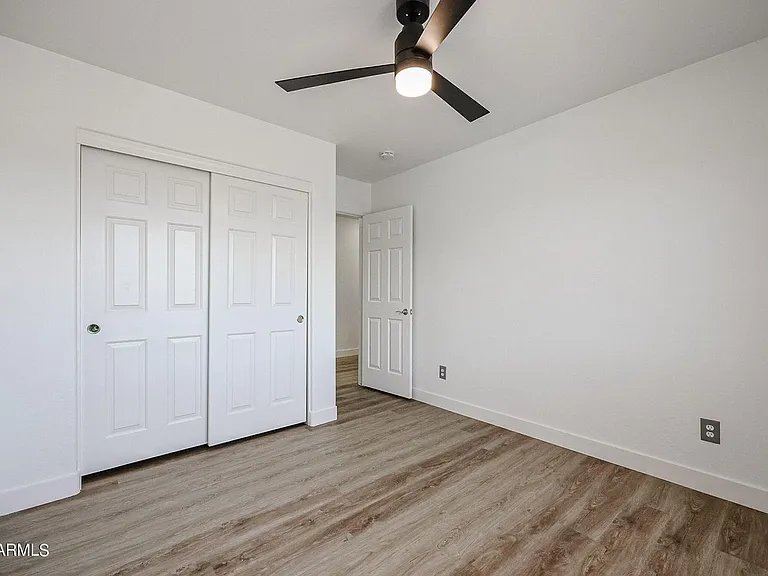 39768 N High Noon Way — Photo 28
