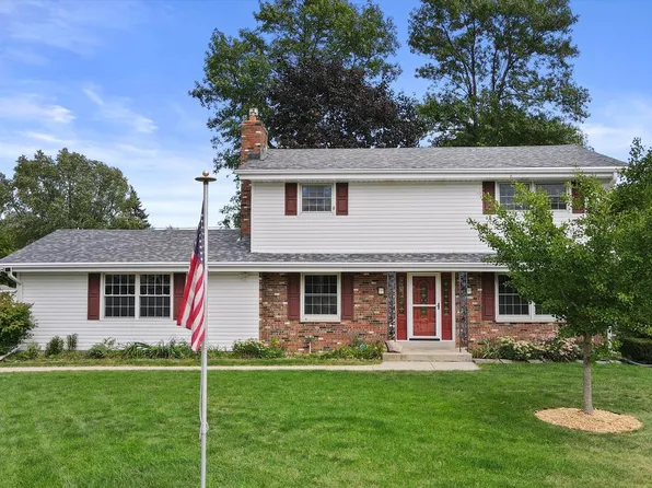 9460 North Bethanne DRIVE, Brown Deer, WI 53223