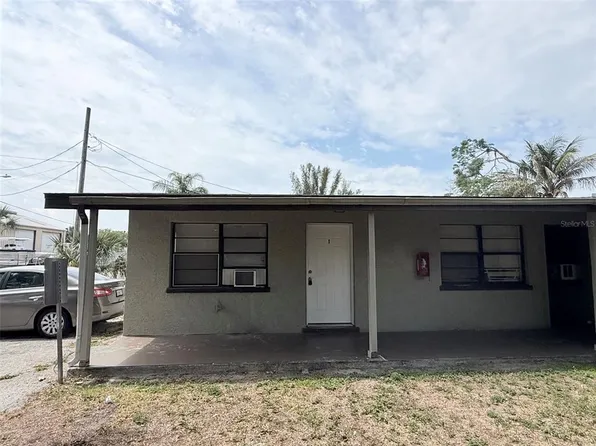 2404 10th St W #1, Bradenton, FL 34205