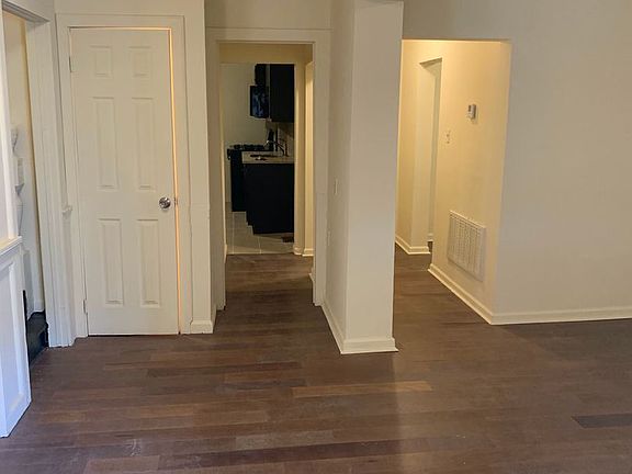 4th image of 253 Roseville Ave