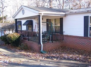 59 Village Rd, Chase City, VA 23924