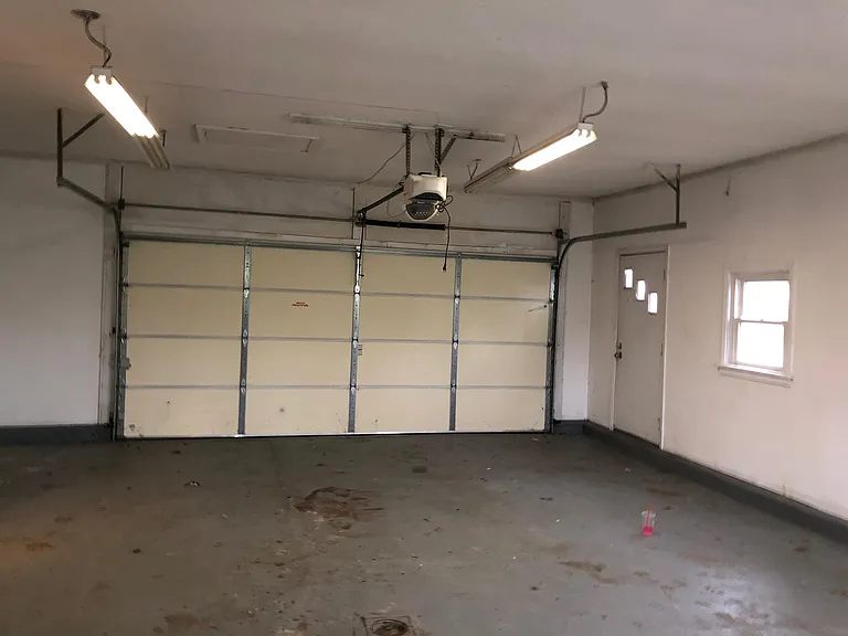 416 W Wenger Rd — Photo 26