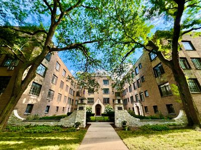 734 Noyes St APT R1, Evanston, IL, 60201