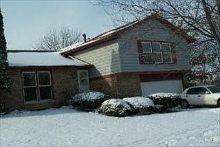 1st image of 22512 Clarendon Ave