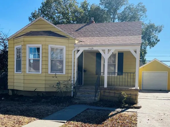 2509 Zarah Dr, Great Bend, KS 67530