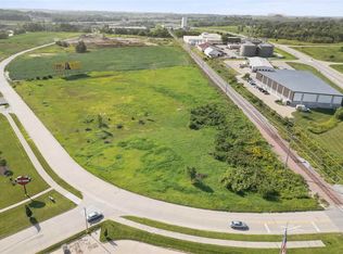 125 Westcor Dr, Coralville, IA 52241