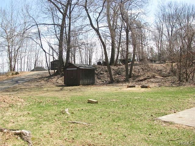 2nd image of 272 N Liberty Dr