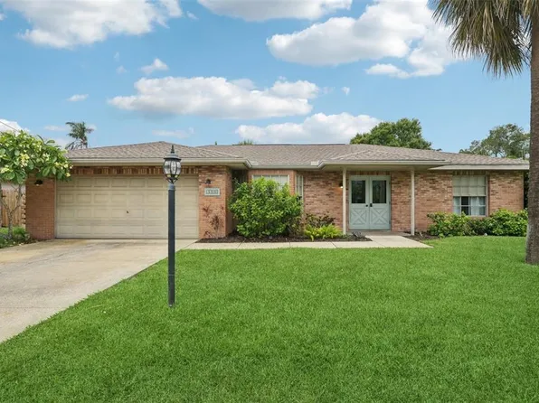 1308 71st St NW, Bradenton, FL 34209