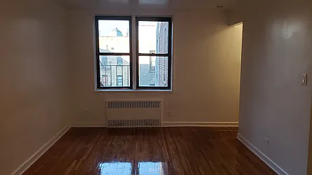 Rented by Max & Associates Realty Corp