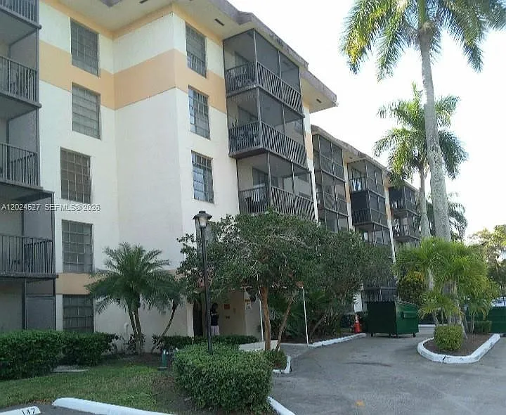 5570 NW 44th St #507A