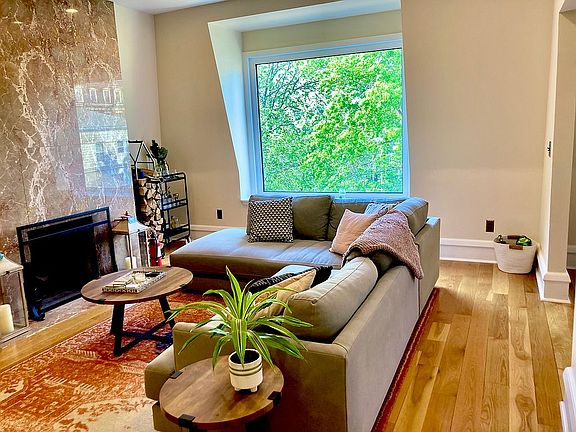 3rd image of 780 E Broadway Unit 3B