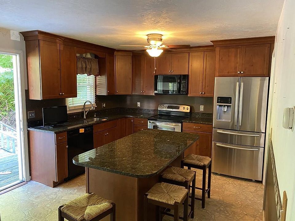 122 Indian Hill Rd, Worcester, MA 01606 Zillow