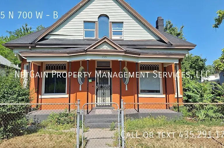 155 N 700 W #B — Photo 1