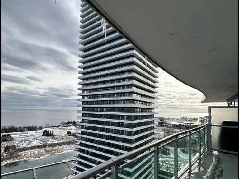 33 Shore Breeze Dr #1809 — Photo 2