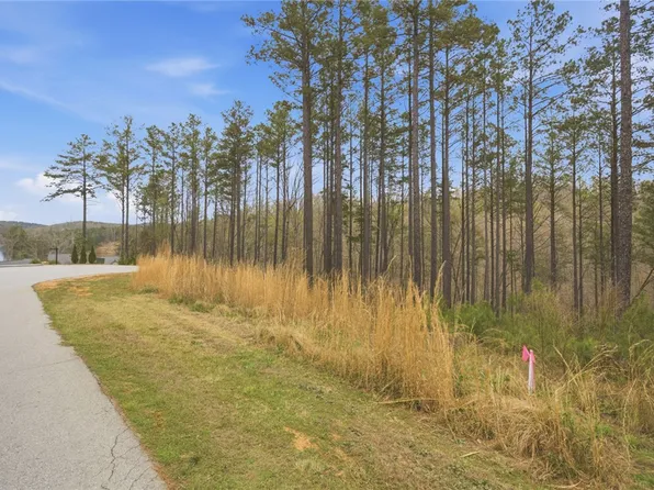 154 Bailey St, Six Mile, SC 29682