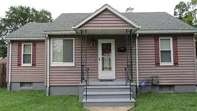1310 Grand Central Ave photo 1