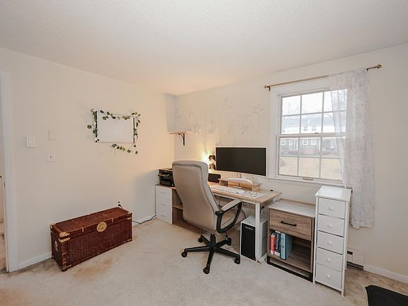 5th image of 2 Riversedge Drive
