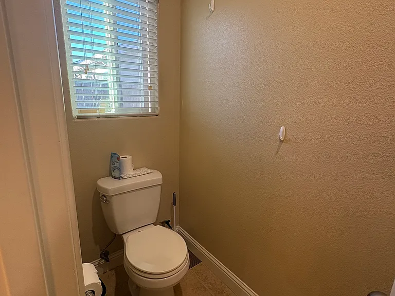 1274 N Cerritos Ave — Photo 34