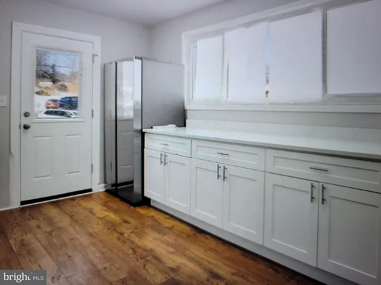 10404 Insley St — Photo 6