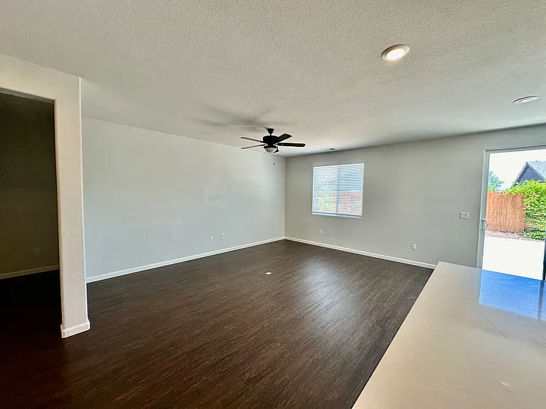 9446 Cape Dr — Photo 11