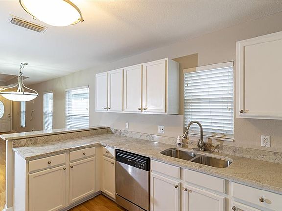 5th image of 7225 Bellingham Oaks Blvd