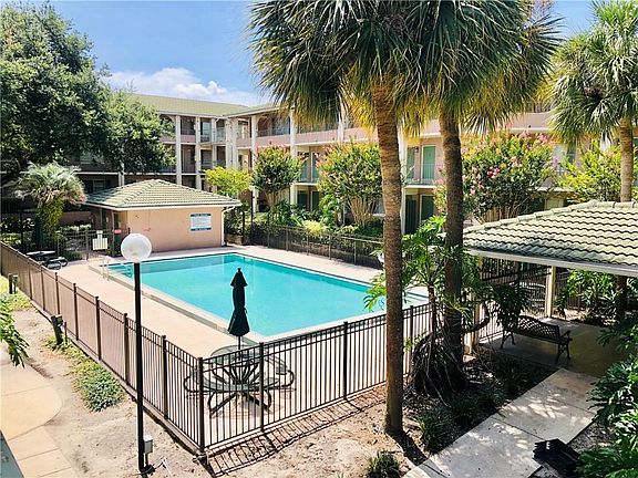 3rd image of 133 Oyster Bay Cir APT 170