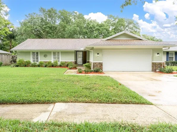 15105 Winterwind Dr, Tampa, FL 33624