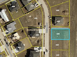 9432 Friedman St, Lincoln, NE 68516