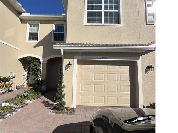 2772 Blossom Way, Naples, FL 34120