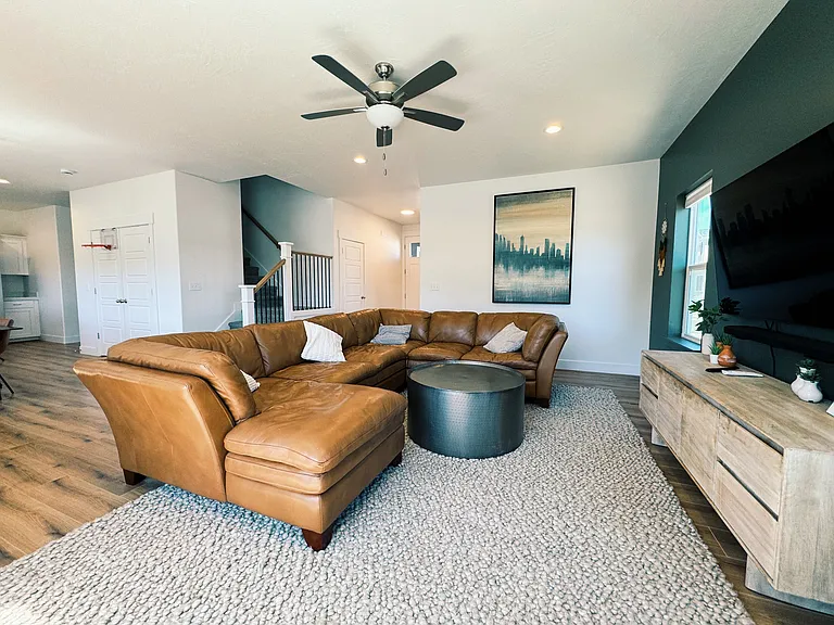 4536 E Silver Moon Dr — Photo 3